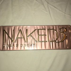 Naked 3 eyeshadow palette by Urban Decay